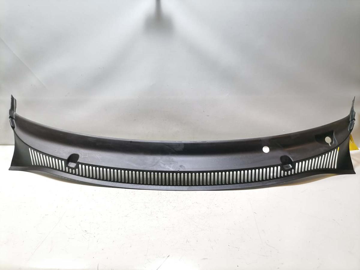 VW Fox original Abdeckung Wasserkasten Windlauf Bj.2007